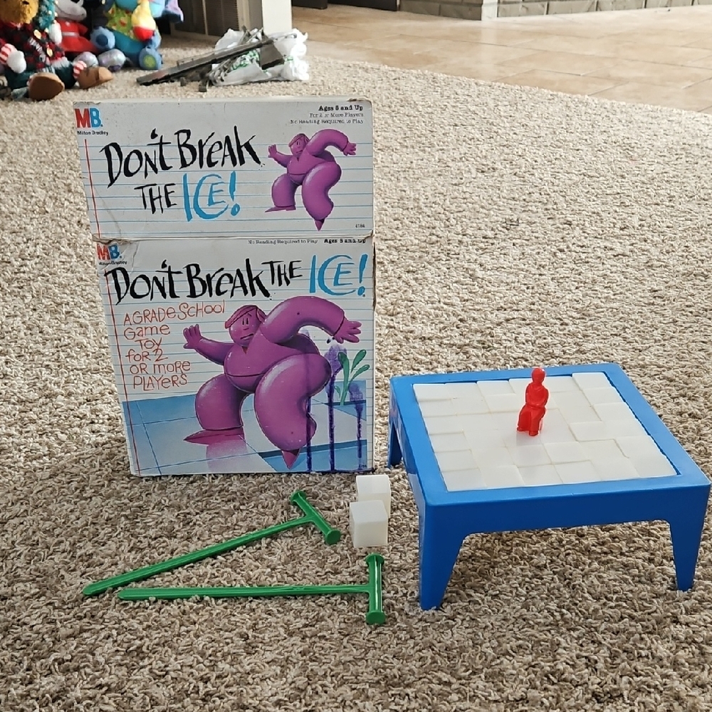 Vintage 1980s Don't Break the Ice Game by MB